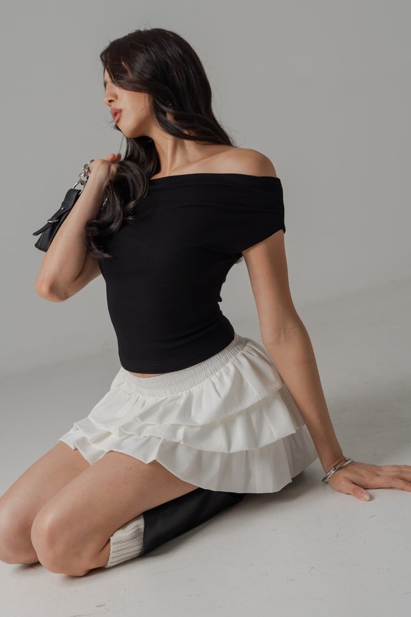 Poofy Layered Bubble Skirt In White