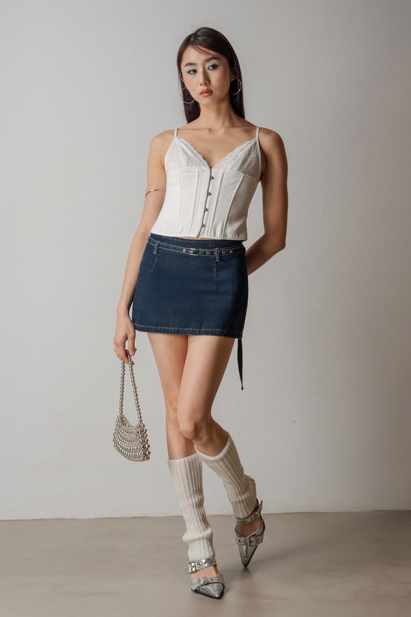 Dart Denim Belted Skirt In Vintage Blue