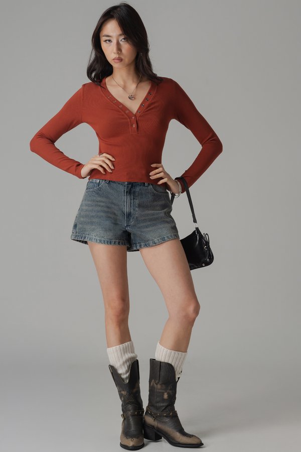 Featherlight Button Sleeve Top In Burnt Orange