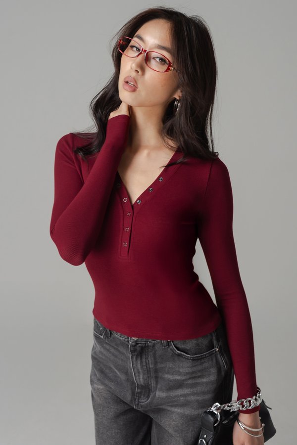 Featherlight Button Sleeve Top In Deep Red