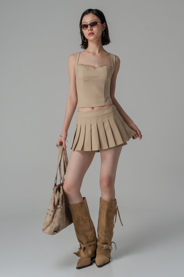 Nerdy Skorts In Khaki