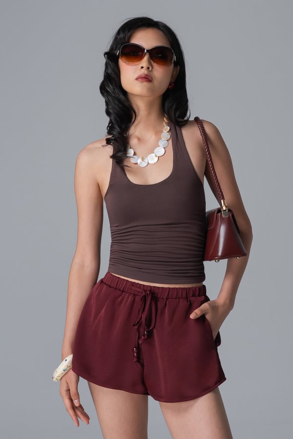 Rainier Shorts In Maroon
