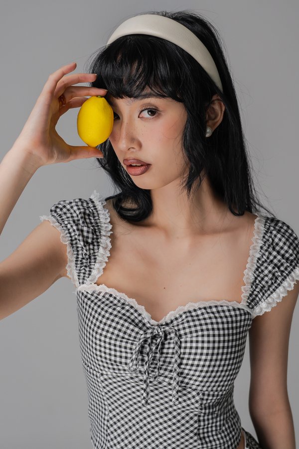 Very Berry Top In Black