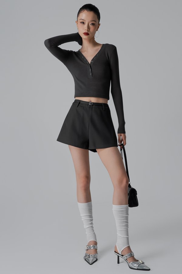 Leverage Shorts In Dark Grey