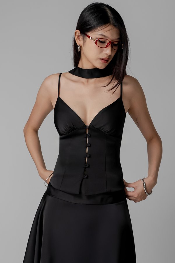 Refine Top In Black