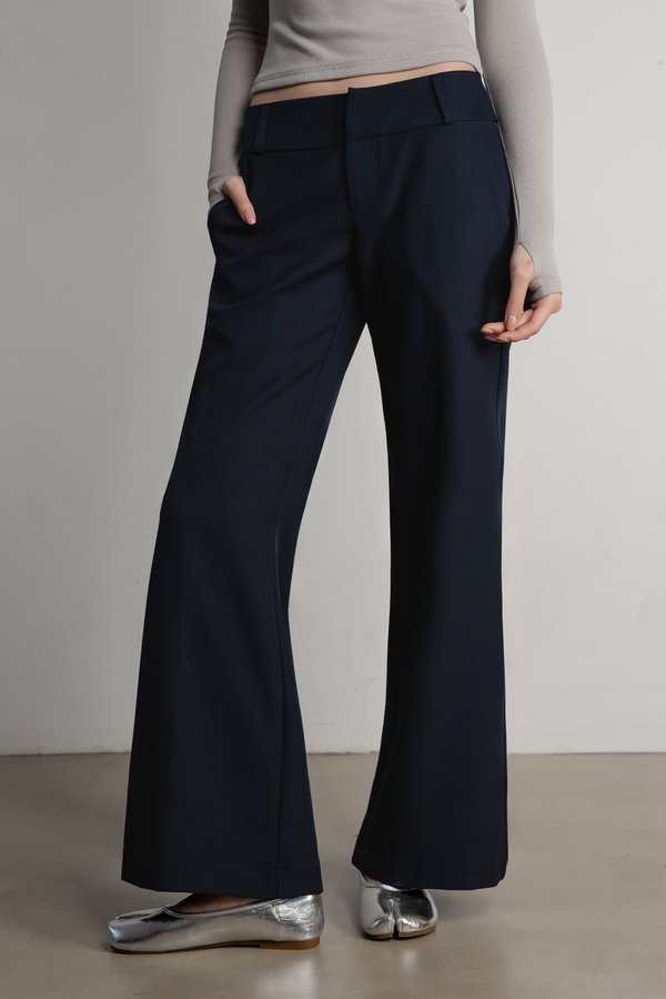 Poise Pants in Navy
