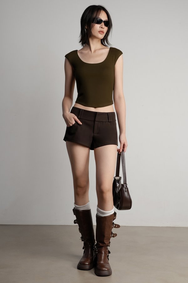 Glide Shorts in Brown