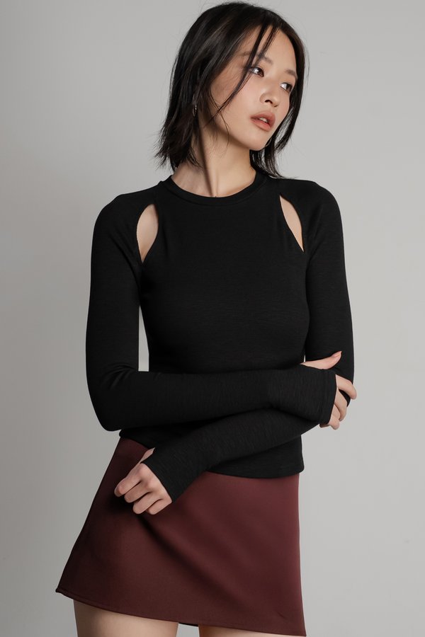 Slice Top in Black