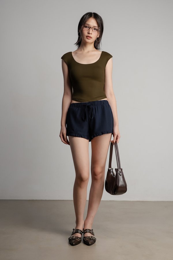 Peony Shorts in Navy