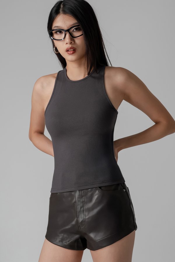 Untamed Top in Graphite Grey