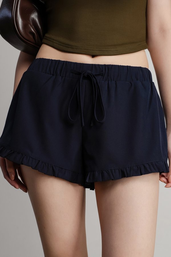 Peony Shorts in Navy