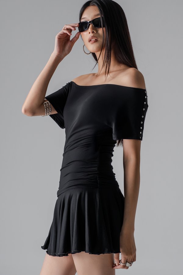 Muse Off Shoulder Dress In Black