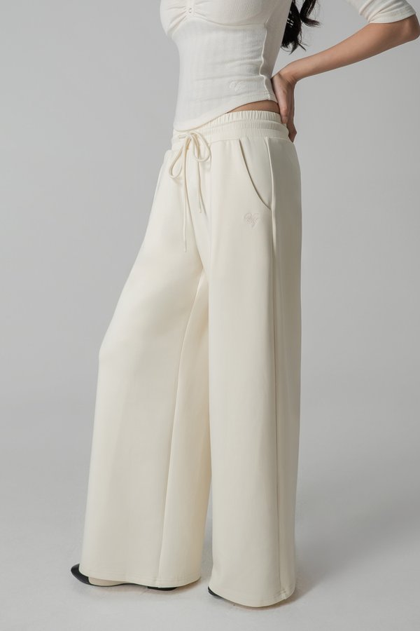 Petite | Hazy Drawstring Pants in Cream