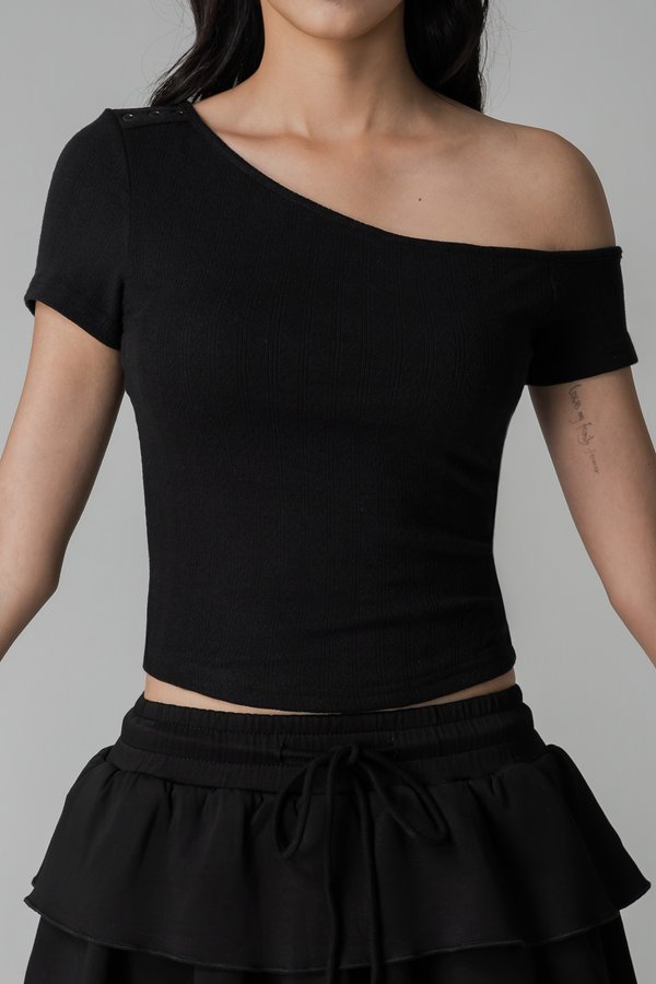 Lazy One-Shoulder Top in Black
