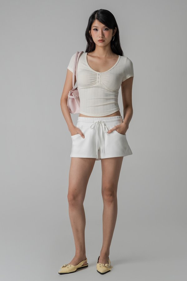 Cosy Top in Cream