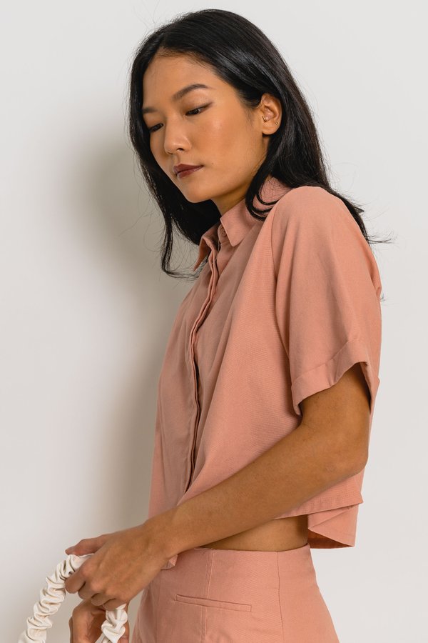 Expedition Top in Salmon Pink