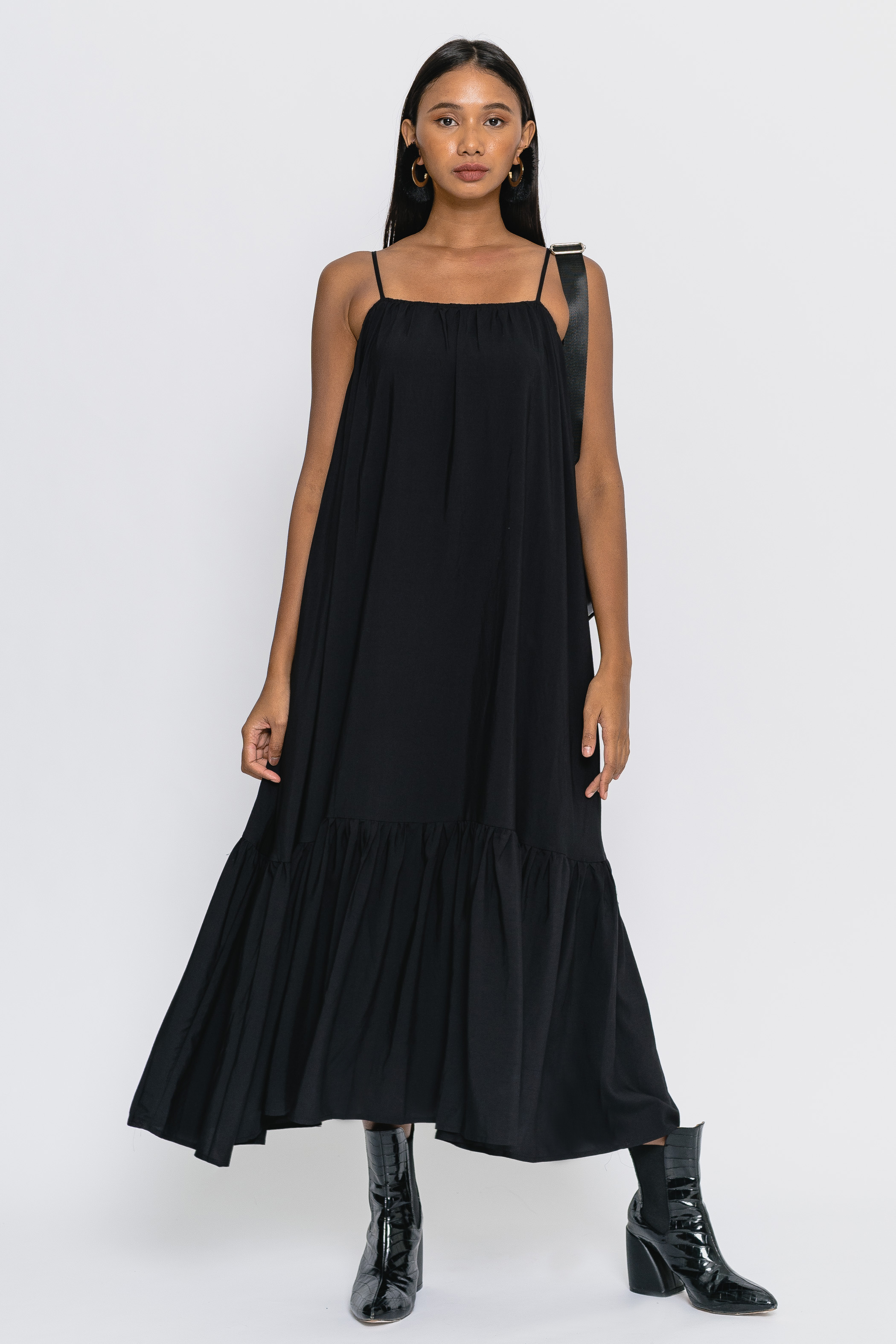 Beach Please Maxi in Black | Young Hungry Free
